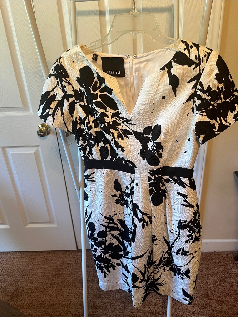 Carlisle Black and White Floral V-Neck Mini Dress